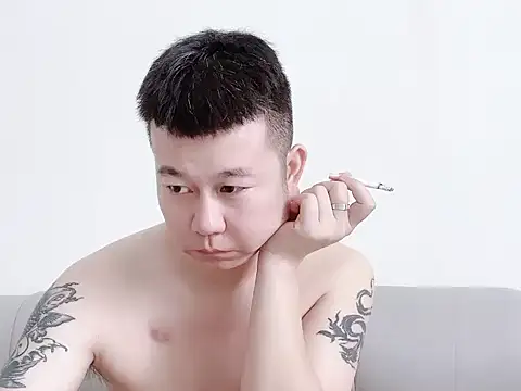 huangjie1314 online show from September 26, 2025, 3:21 am