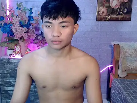 mostwantedtwink online show from July 13, 2026, 11:46 am