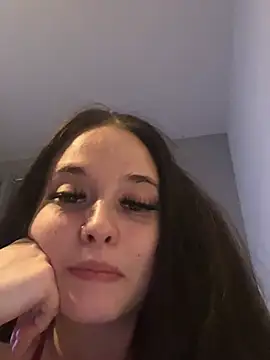 LollyLove  online show from February 23, 2026, 9:12 pm