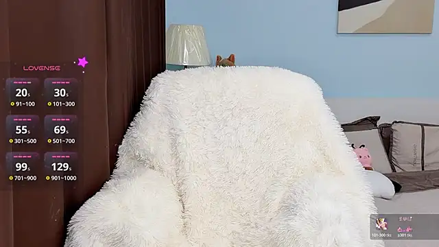 ViViennepp online show from March 28, 2026, 3:11 pm