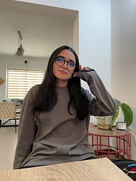 Snapshot of emma_soul1 chatting on October 30, 2025, 5:24 pm emma soul1 online show from October 30, 2025, 5:24 pm