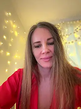 LucieMack online show from January 15, 2026, 5:23 am