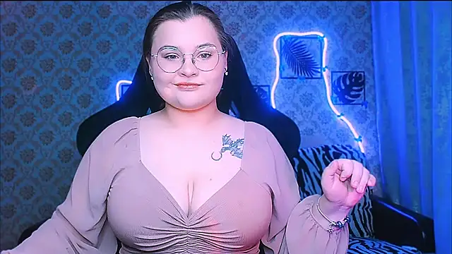 InLoveWithLife26 online show from January 16, 2026, 5:39 pm