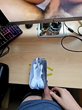 flirt 23 online show from November 24, 2025, 9:53 am