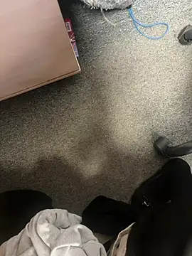 Snapshot of HiddenHoneyLDN chatting on February 23, 2026, 1:19 pm HiddenHoneyLDN online show from February 23, 2026, 1:19 pm