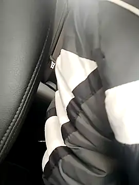 nacho20cmhot online show from September 19, 2025, 1:56 pm