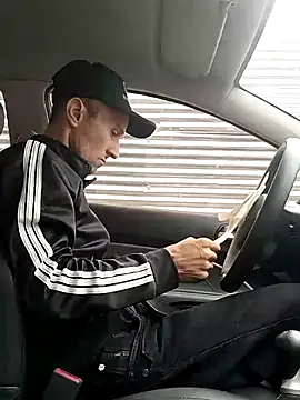 nacho20cmhot online show from October 14, 2025, 1:01 pm