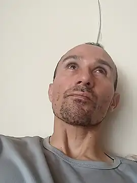 nacho20cmhot online show from October 23, 2025, 1:54 pm