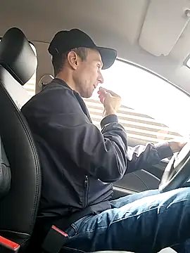 nacho20cmhot online show from October 30, 2025, 2:07 pm