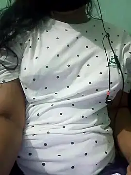 Snapshot of Maria_Mahi chatting on September 19, 2025, 5:13 pm Maria Mahi online show from September 19, 2025, 5:13 pm