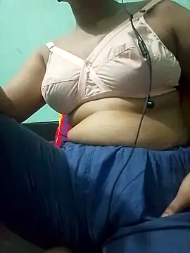 Snapshot of Maria_Mahi chatting on September 25, 2025, 7:28 pm Maria Mahi online show from September 25, 2025, 7:28 pm