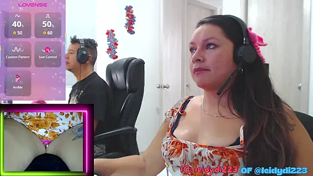 Snapshot of leidydi223 chatting on September 19, 2025, 3:24 pm leidydi223 online show from September 19, 2025, 3:24 pm
