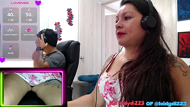 Snapshot of leidydi223 chatting on September 24, 2025, 3:37 pm leidydi223 online show from September 24, 2025, 3:37 pm