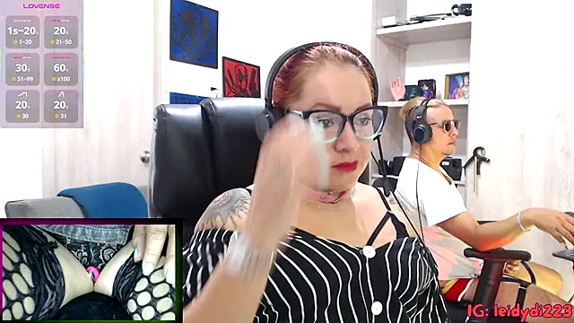 Snapshot of leidydi223 chatting on October 19, 2025, 1:45 pm leidydi223 online show from October 19, 2025, 1:45 pm