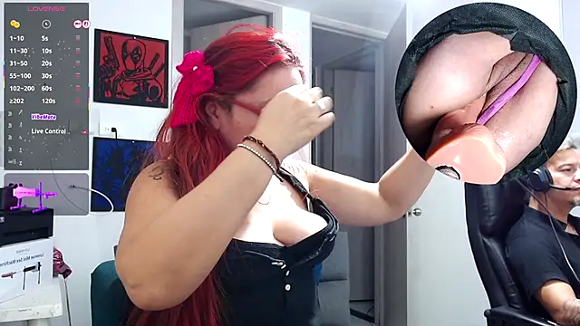 leidydi223 online show from November 12, 2025, 2:34 am