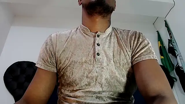 ElCaballeroNegro24 online show from May 5, 2026, 4:26 pm