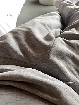 Snapshot of andrey1887 chatting on September 26, 2025, 8:51 am andrey1887 online show from September 26, 2025, 8:51 am