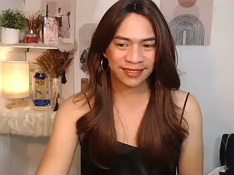 Ursexy ngaw online show from November 27, 2025, 6:32 pm