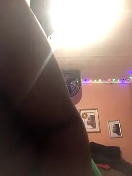 Curvysmallyxx online show from September 8, 2025, 7:13 pm