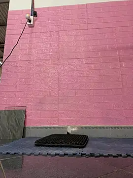 Snapshot of Rose_194 chatting on January 19, 2026, 5:44 am Rose 194 online show from January 19, 2026, 5:44 am