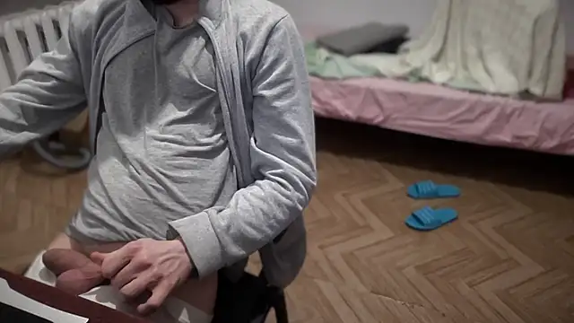 Rosea Champagne online show from September 15, 2025, 4:01 am