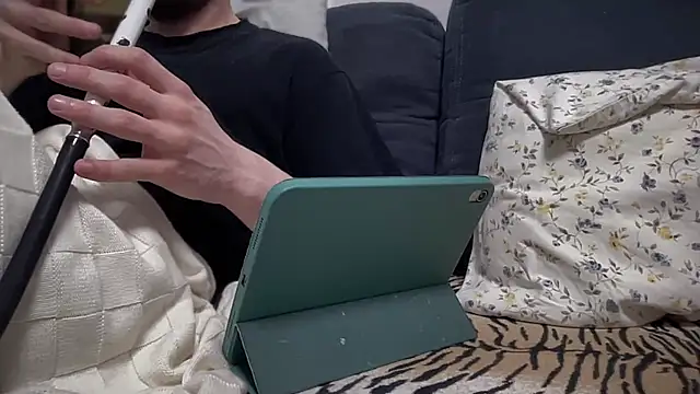 Rosea Champagne online show from September 23, 2025, 4:48 am