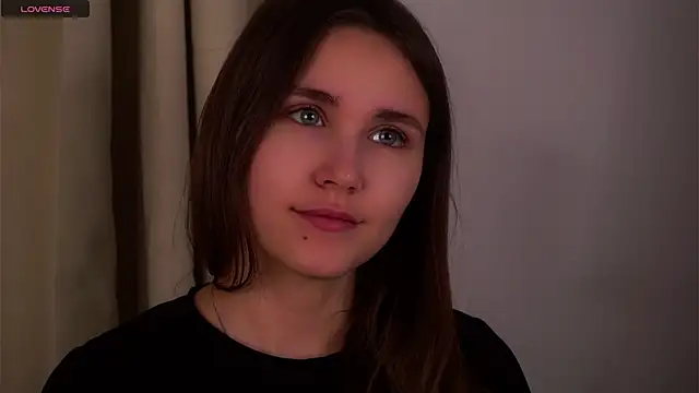 EthalFlowers online show from December 1, 2025, 11:32 pm