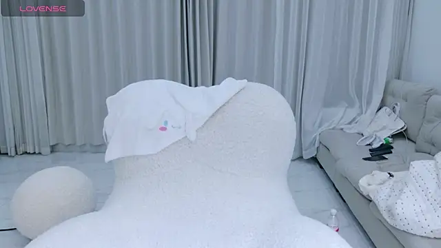 rainybb online show from October 15, 2025, 11:21 am