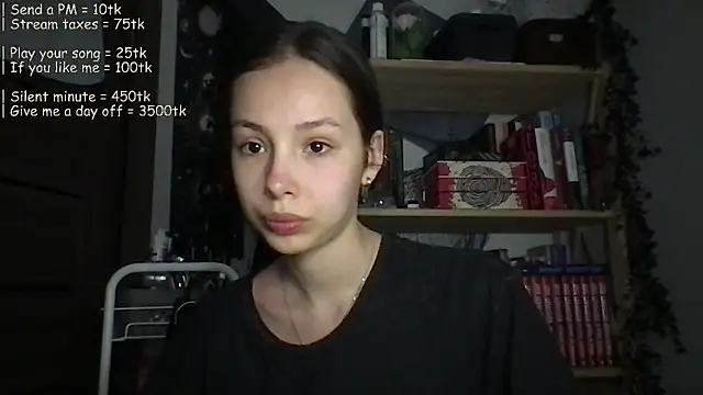 Yuna5343 online show from June 15, 2026, 7:16 pm