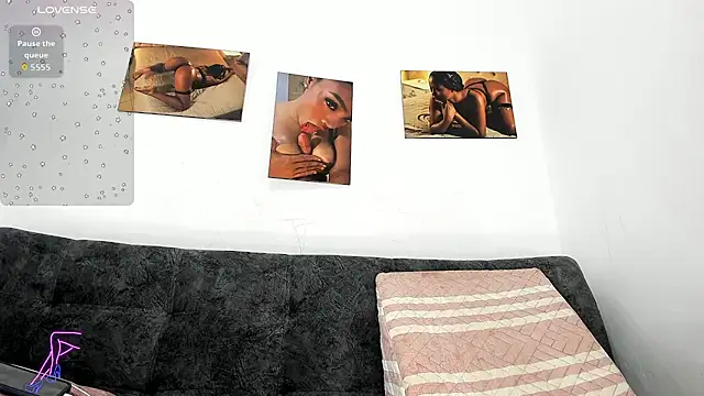 mishell- online show from November 28, 2025, 6:43 pm