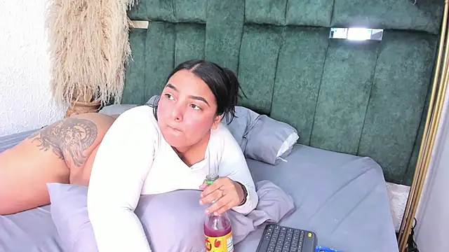 Snapshot of Chloe_jackson25 chatting on June 18, 2026, 6:56 pm Chloe jackson25 online show from June 18, 2026, 6:56 pm