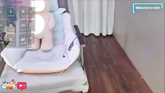 Snapshot of LINLIN-2025 chatting on October 27, 2025, 1:59 pm LINLIN-2025 online show from October 27, 2025, 1:59 pm