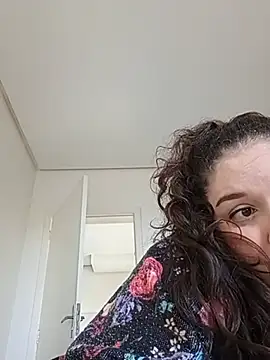 Snapshot of valkiriabbw chatting on June 24, 2026, 1:43 pm valkiriabbw online show from June 24, 2026, 1:43 pm