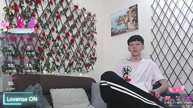 Snapshot of LiamBrown09 chatting on March 3, 2026, 7:42 pm LiamBrown09 online show from March 3, 2026, 7:42 pm