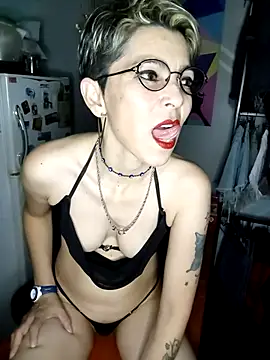 Lulypsicologasexual online show from October 22, 2025, 2:23 am