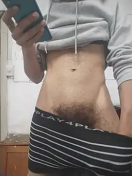 ColouredPapi online show from August 3, 2026, 12:54 pm