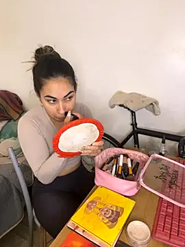 jessens144 online show from September 9, 2025, 3:22 pm