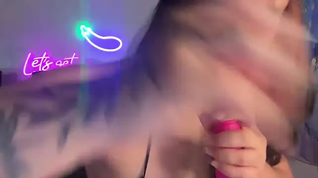 Snapshot of nina_lovez chatting on October 3, 2025, 1:41 pm nina lovez online show from October 3, 2025, 1:41 pm