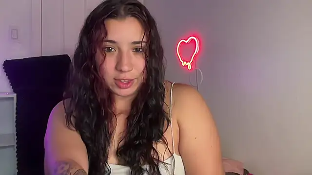 Snapshot of nina_lovez chatting on October 24, 2025, 1:13 am nina lovez online show from October 24, 2025, 1:13 am