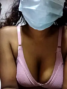 MickMicky online show from September 21, 2025, 4:08 pm