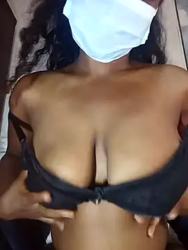 MickMicky online show from October 15, 2025, 3:28 am