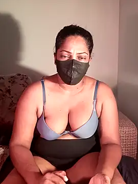 Snapshot of Kim_kardashia24 chatting on September 24, 2025, 6:17 am Kim kardashia24 online show from September 24, 2025, 6:17 am