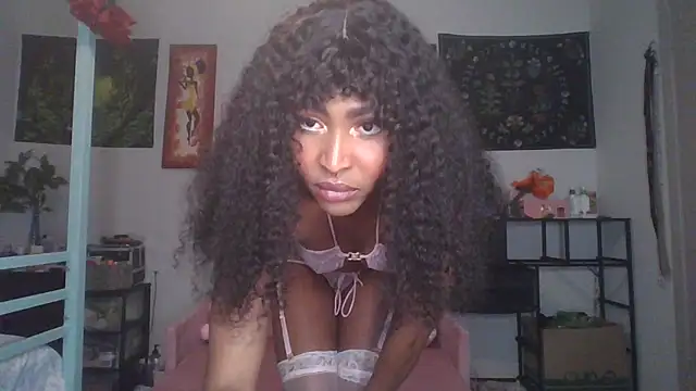 ziafoxy online show from September 30, 2025, 5:18 pm