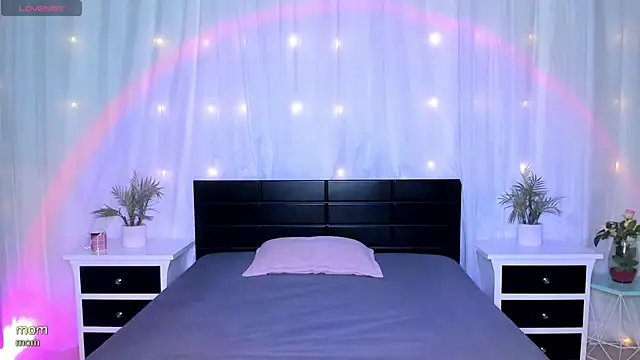 Evolet Bee online show from February 21, 2026, 12:39 pm