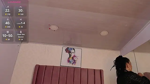 AriannaAdames online show from June 29, 2026, 1:00 pm