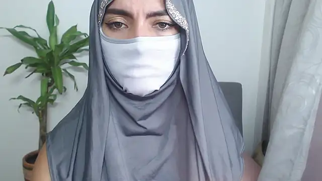 jade nassar online show from November 4, 2025, 11:37 pm