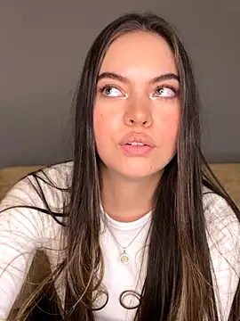 Snapshot of Katarina_Rostova chatting on October 18, 2025, 10:10 pm Katarina Rostova online show from October 18, 2025, 10:10 pm