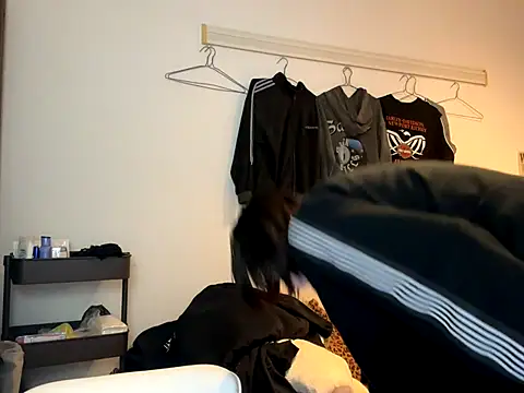 kabikabi makaron online show from December 18, 2025, 1:39 pm