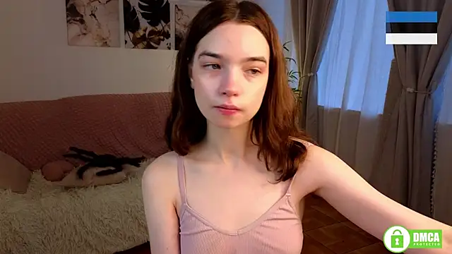 Evi Brook online show from November 7, 2025, 7:41 am