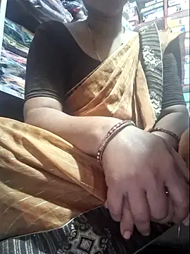 indianhotwife639 online show from September 9, 2025, 8:58 am